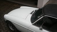SOLD – MG B GT (1977)