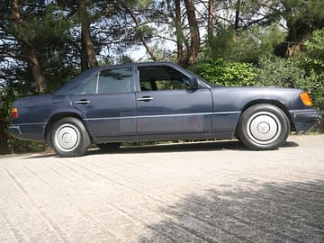 SOLD – Mercedes-Benz 200E – W124 (1993)