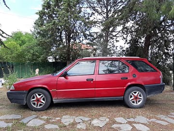 Alfa Romeo 33 Sport Wagon (1995)