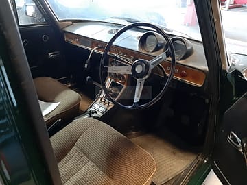 SOLD – Alfa Romeo Berlina 1750 RHD (1970)