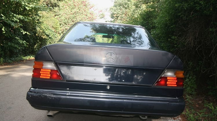SOLD – Mercedes-Benz 200E – W124 (1993)
