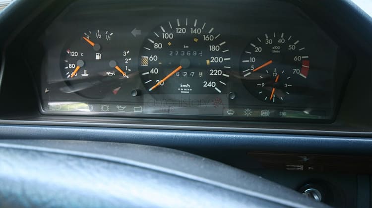 SOLD – Mercedes-Benz 200E – W124 (1993)