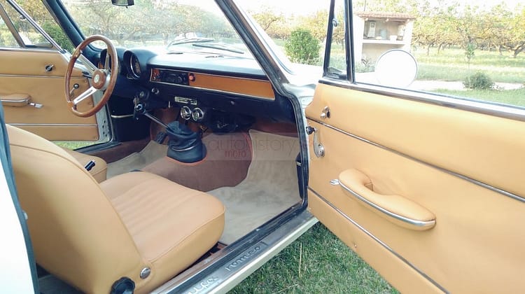 SOLD – Alfa Romeo Junior 1300 GT (1972)