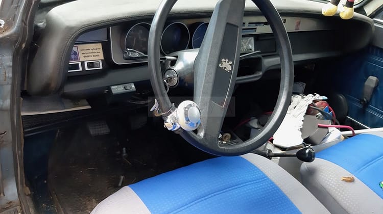 Peugeot 304 SLS + donor car