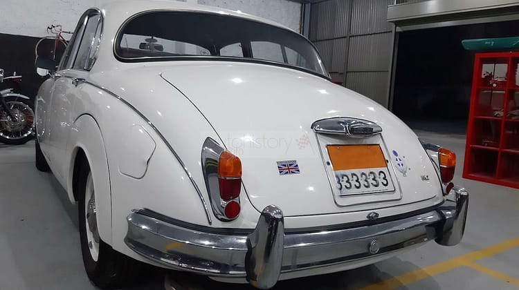 Jaguar MKII (1966)