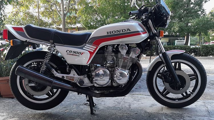 Honda CB900 Bol d’ Or (1982)