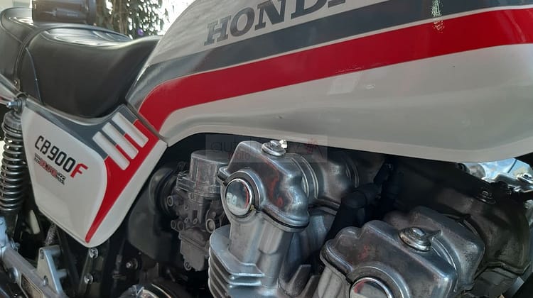 Honda CB900 Bol d’ Or (1982)