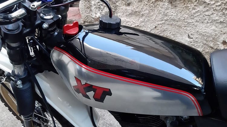Yamaha XT400