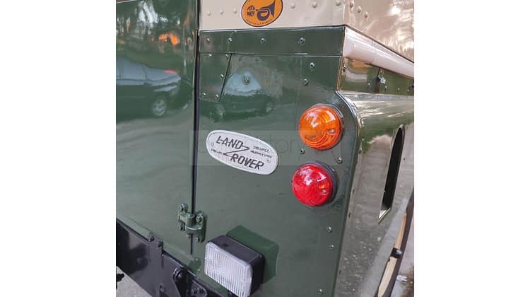 SOLD – Land Rover 109 Series III (1977)