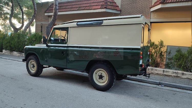 SOLD – Land Rover 109 Series III (1977)