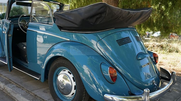 SOLD – Volkswagen Kafer Cabriolet (1966)